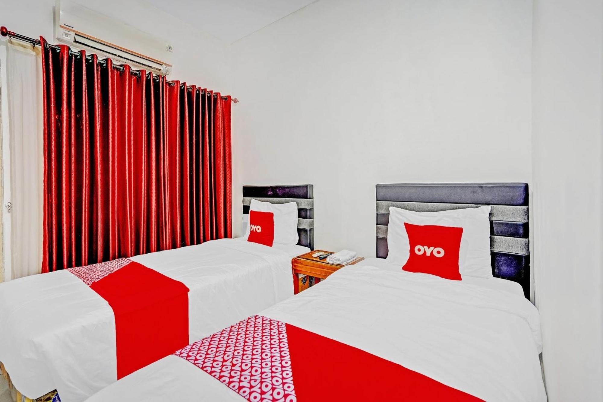 Hotel Kalimantan Sorabaya Extérieur photo