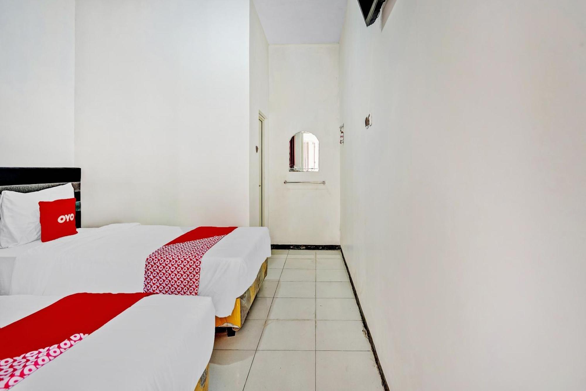 Hotel Kalimantan Sorabaya Extérieur photo