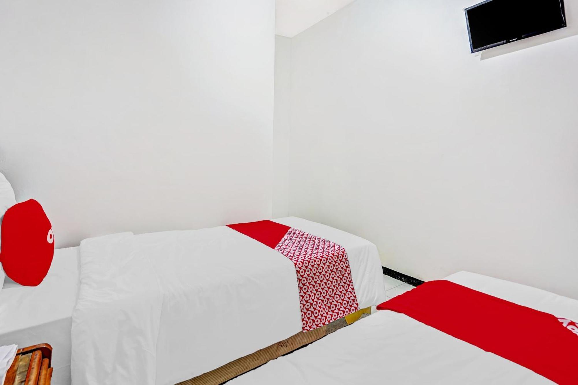 Hotel Kalimantan Sorabaya Extérieur photo